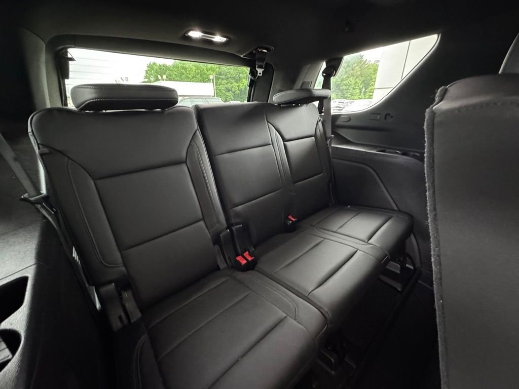 Used 2021 Gray Chevrolet LT image 27