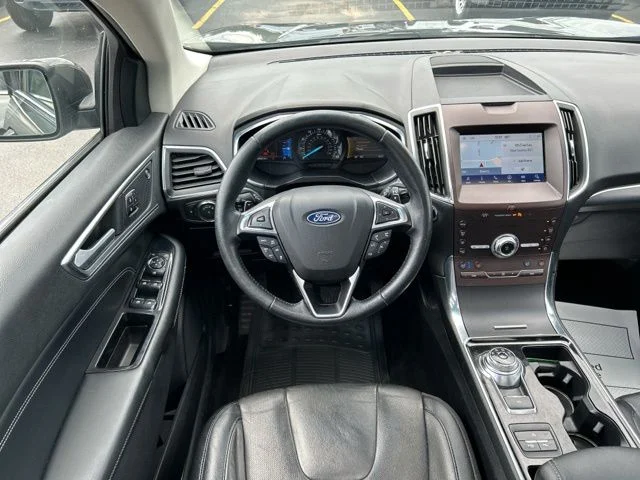 Used 2020  Ford Titanium image 27