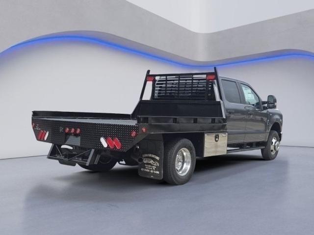 2025 Ford F-350 Super Duty Chassis Cab XL - Photo 22