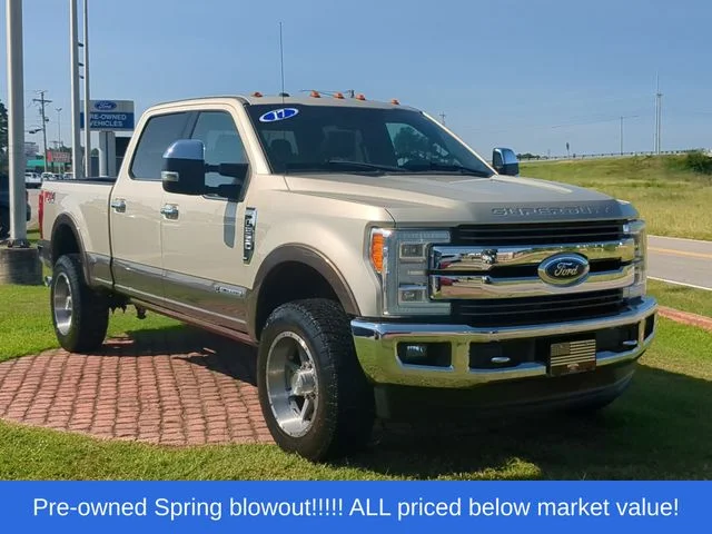 Used 2017  Ford King Ranch image 15