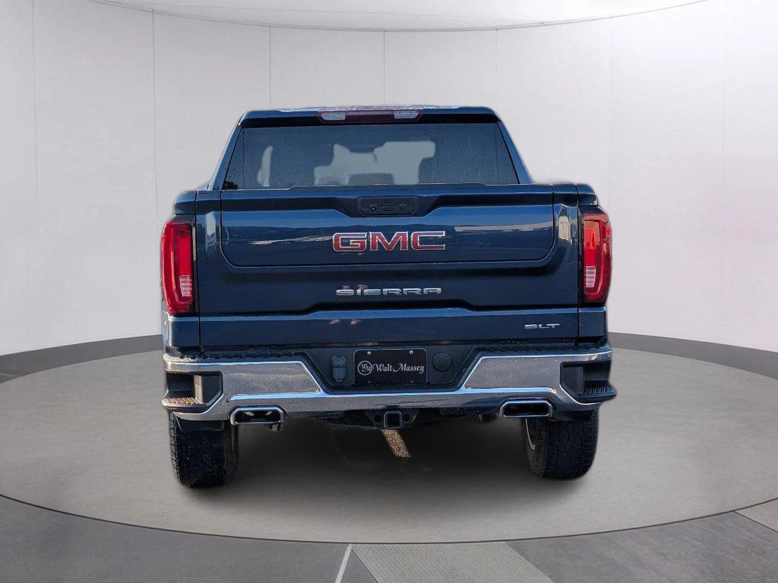 Used 2022 PACIFIC BLUE METALLIC GMC SLT image 4
