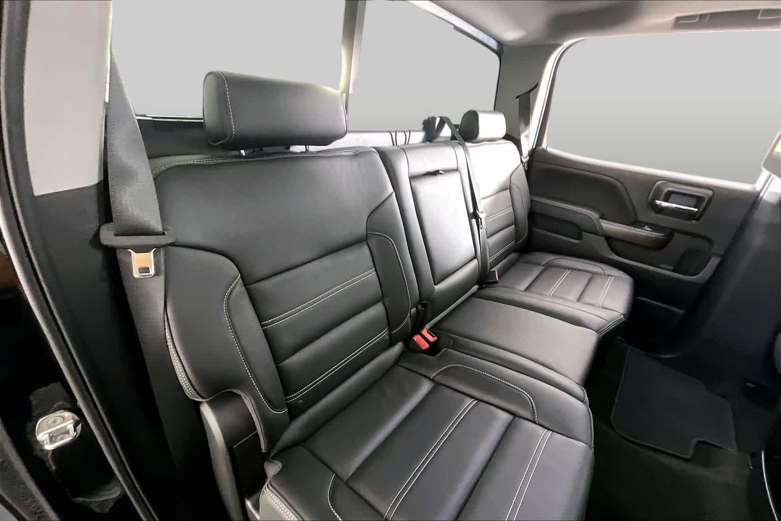 Used 2018 Onyx Black GMC Denali image 19
