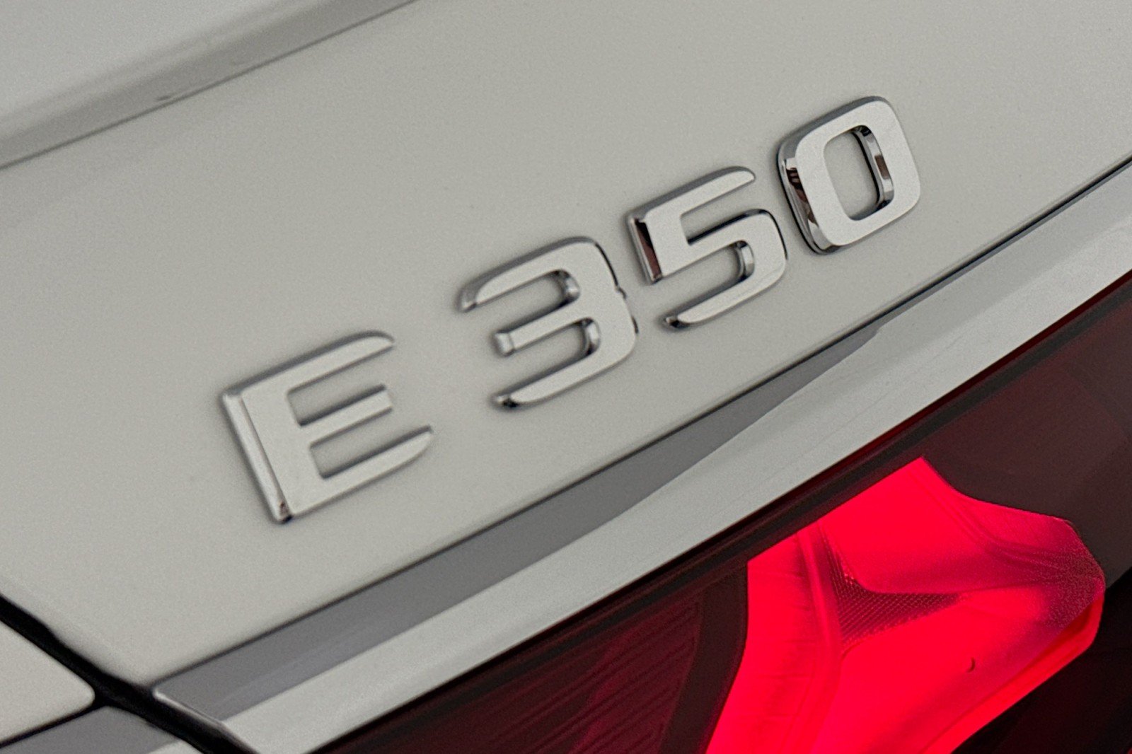 New 2026 Polar White Mercedes-Benz E 350 RWD Sedan image 8