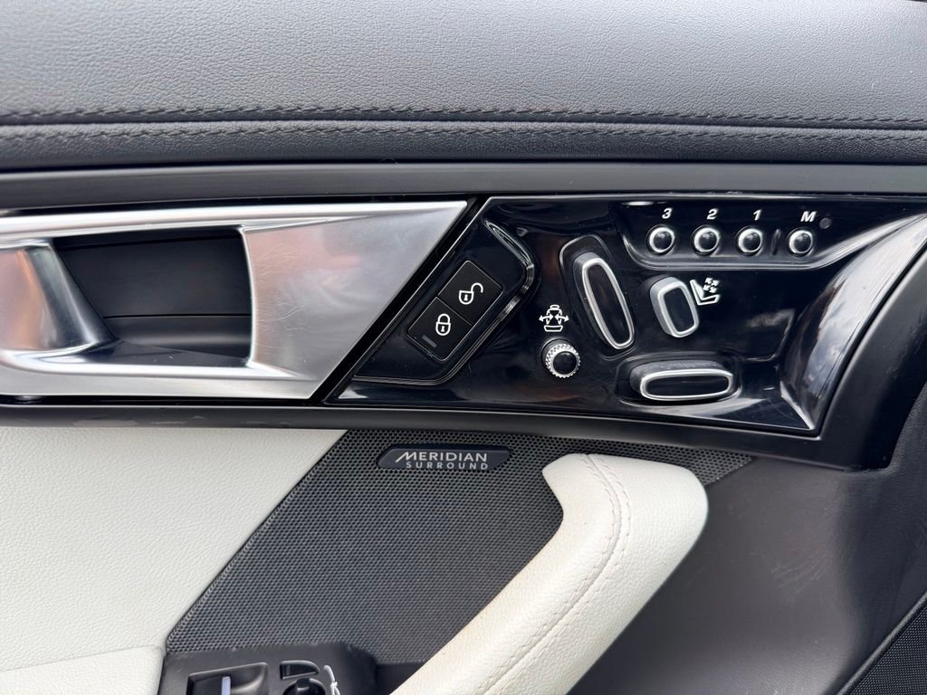 Used 2015 Gray Jaguar V8 S image 11