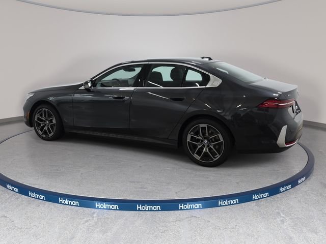 Certified Used 2026 Dark Graphite Metallic BMW 530i xDrive image 7