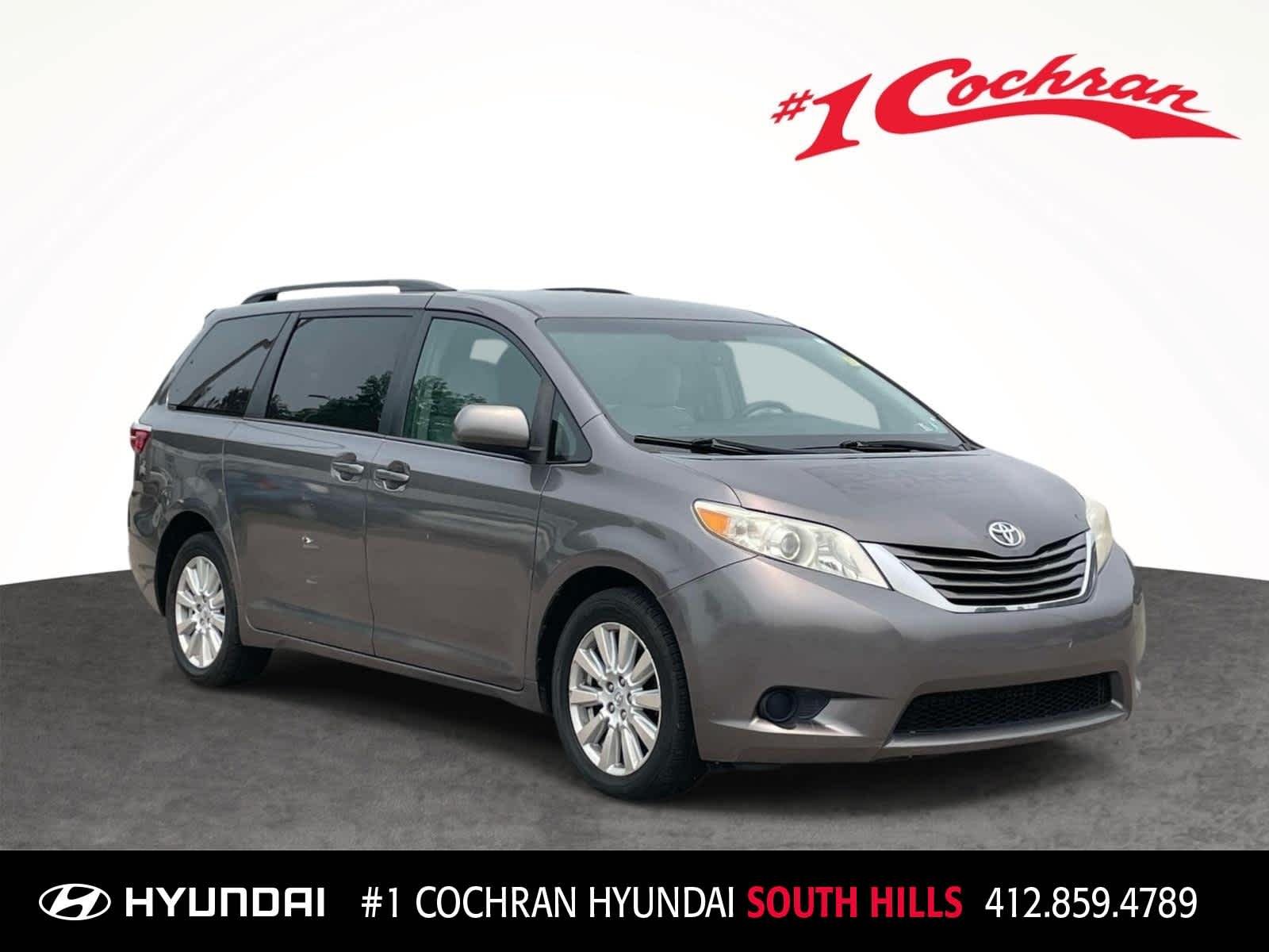 2017 Toyota Sienna LE