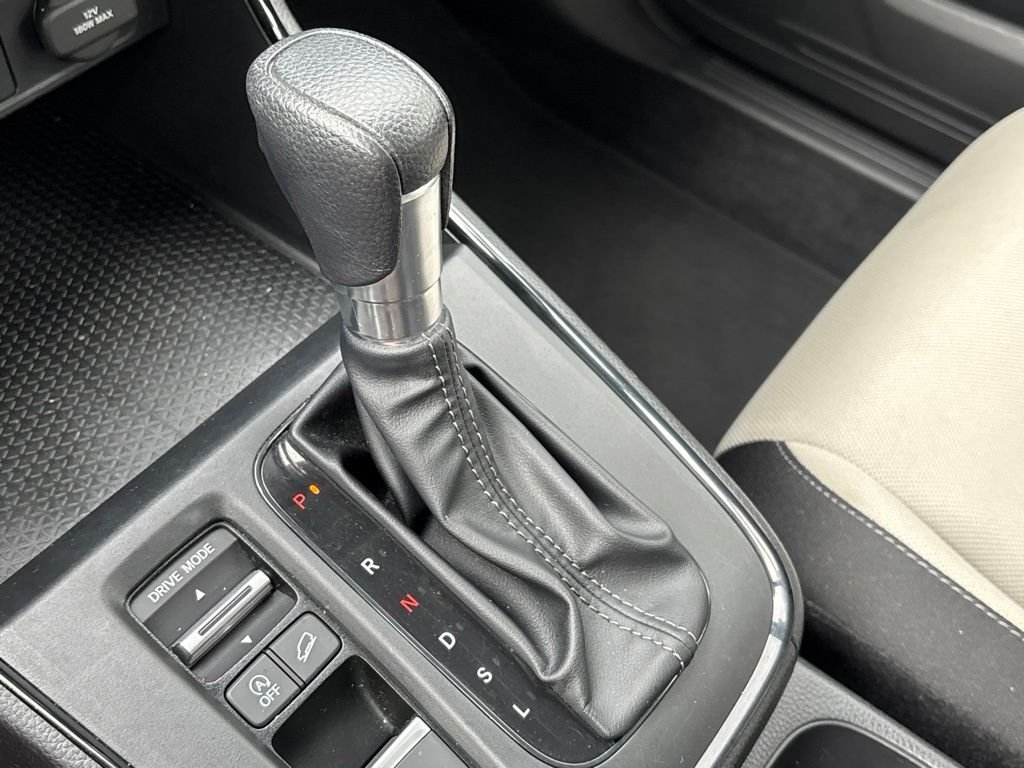 Used 2023  Honda LX image 29