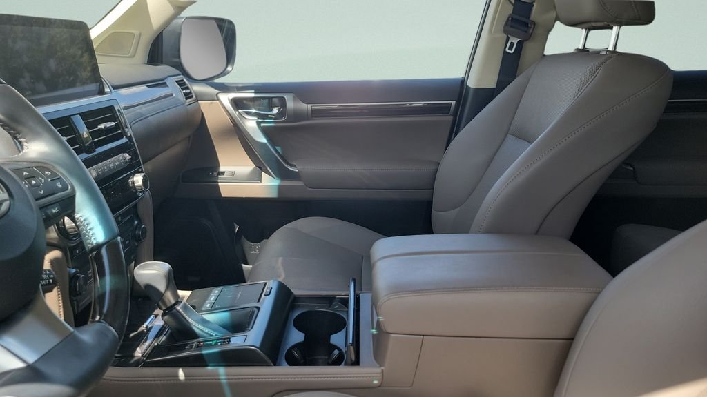 Used 2023 Gray Lexus 460 image 5