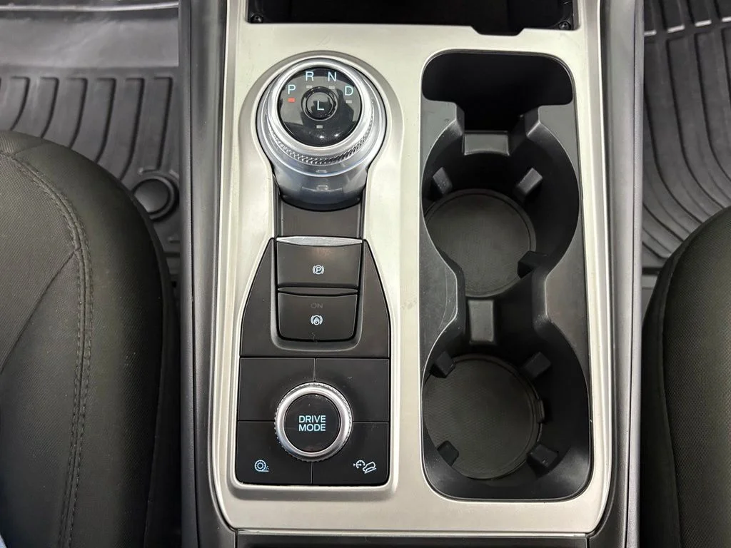 Used 2022 Gray Ford XLT image 23