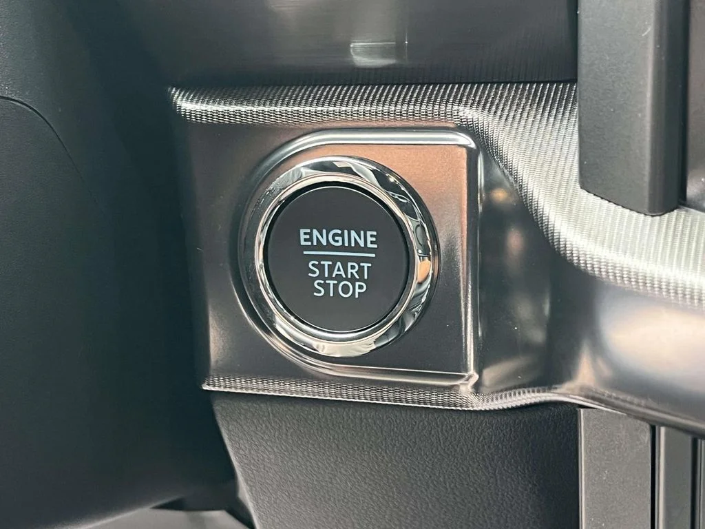 New 2026 Carbonized Gray Metallic Ford Lariat image 24