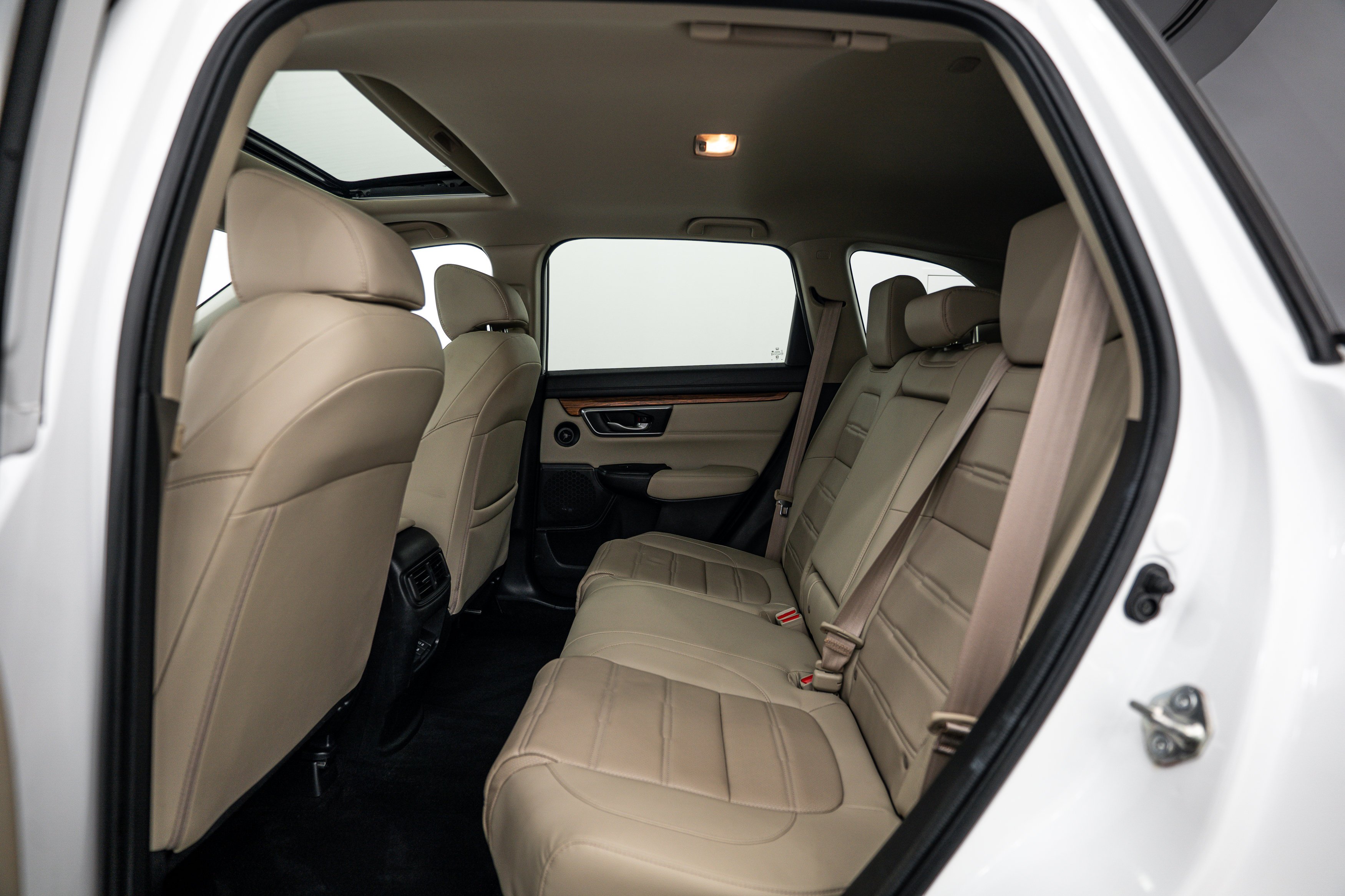 Used 2020 Platinum White Pearl Honda EX-L image 18