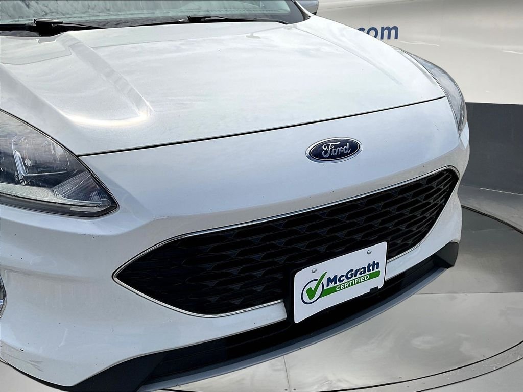 Used 2022 White Ford SEL image 35