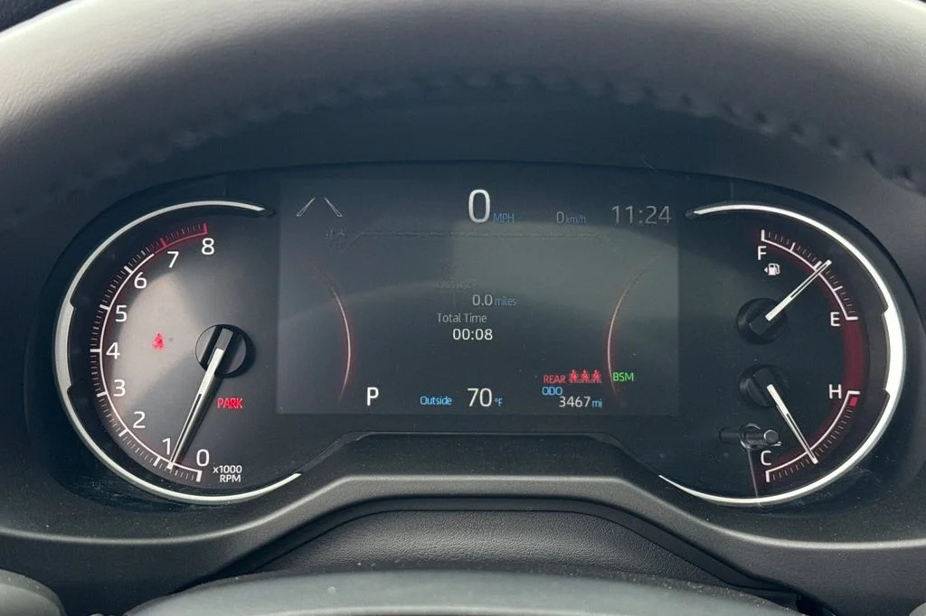 Used 2025 Black Toyota XLE Premium image 29