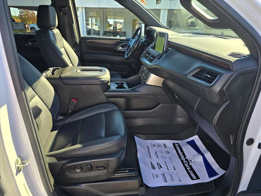 Used 2022 SUMMIT WHITE Chevrolet Z71 image 17