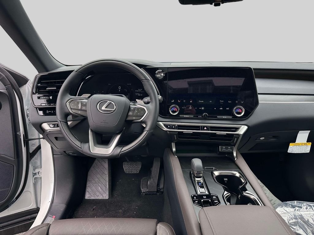 2026 Lexus RX 450h+ Luxury - Photo 18