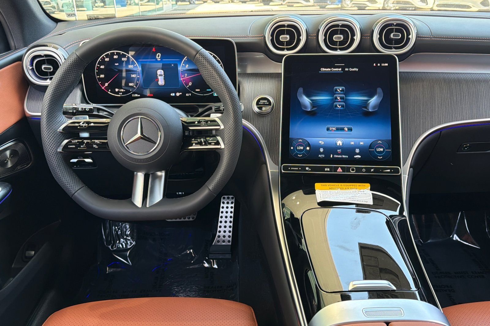 New 2026 Obsidian Black Metallic Mercedes-Benz GLC 300 image 29