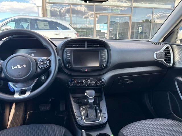 Used 2023 White Kia LX image 9