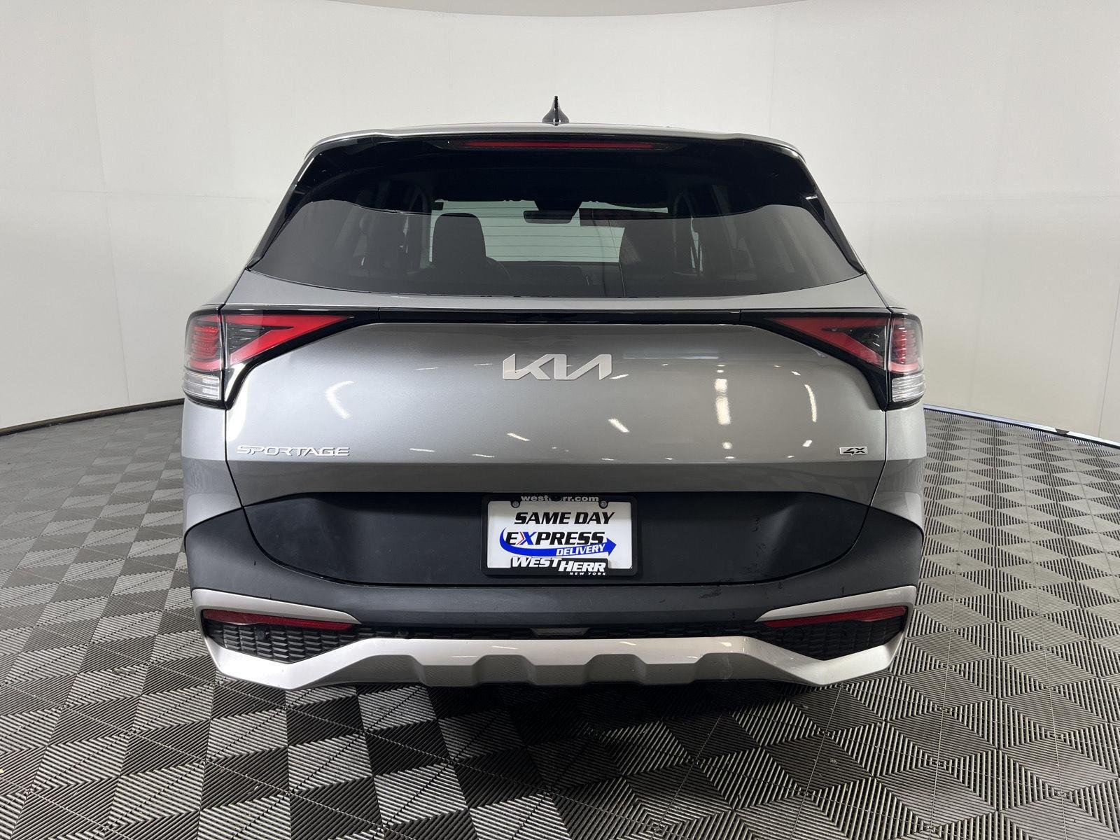 Used 2023 Steel Gray Kia LX image 4