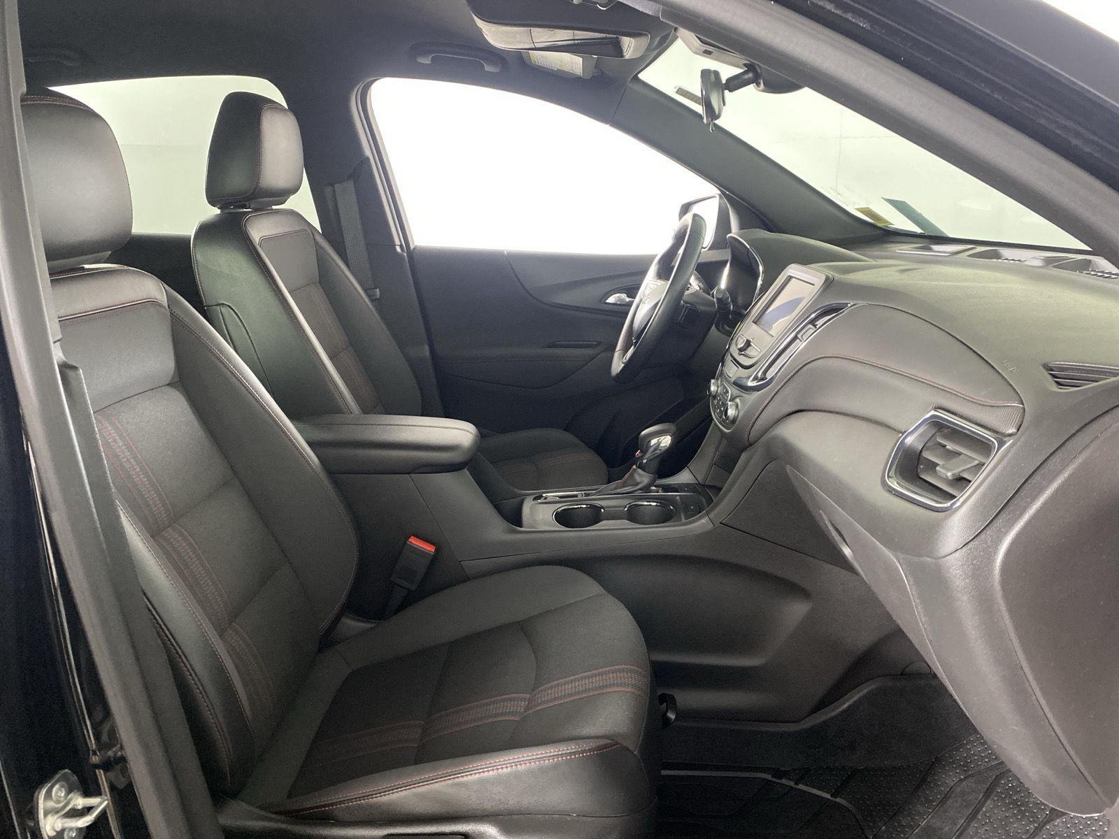 Used 2024 Mosaic Black Metallic Chevrolet RS image 27