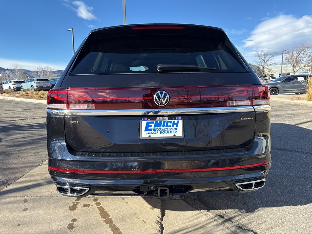 New 2026 Deep Black Pearl Volkswagen 2.0T SEL Premium R-Line image 4