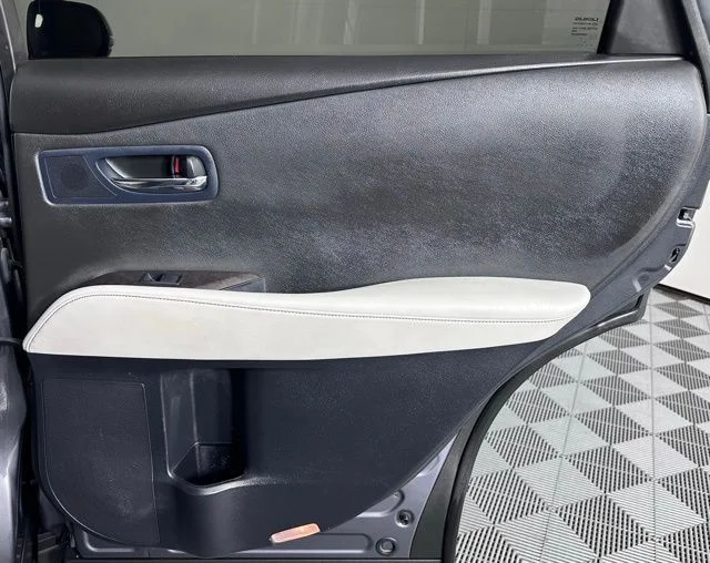 Used 2015 Gray Pearl Lexus 350 image 27