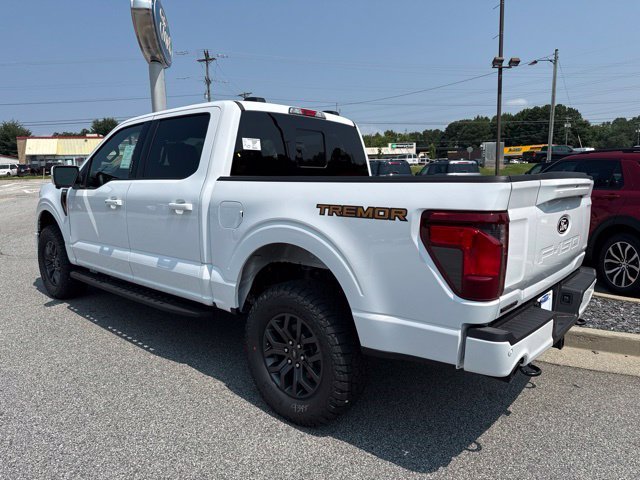 New 2026 Oxford White Ford Tremor image 8