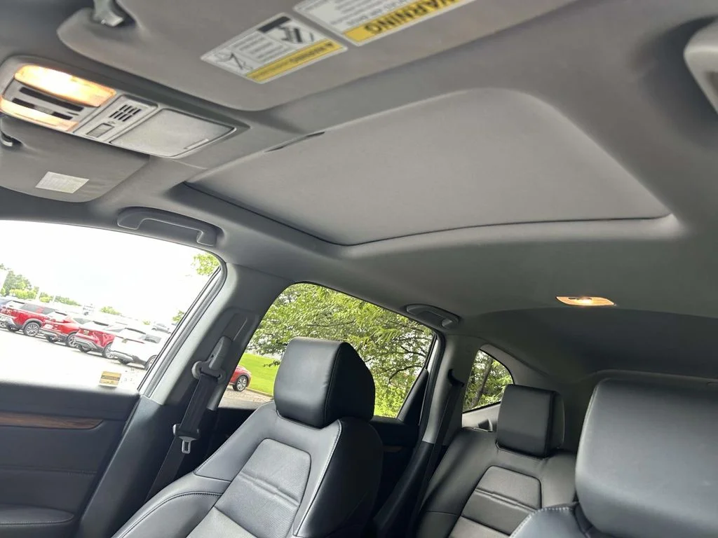 Used 2019 White Honda EX-L image 13