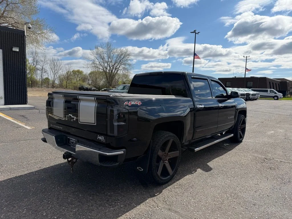 Used 2015 Black Chevrolet LT image 5