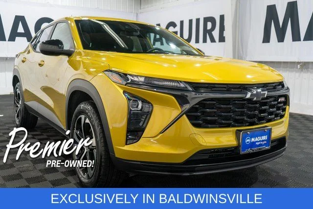 Used 2024 Yellow Chevrolet 1RS image 4