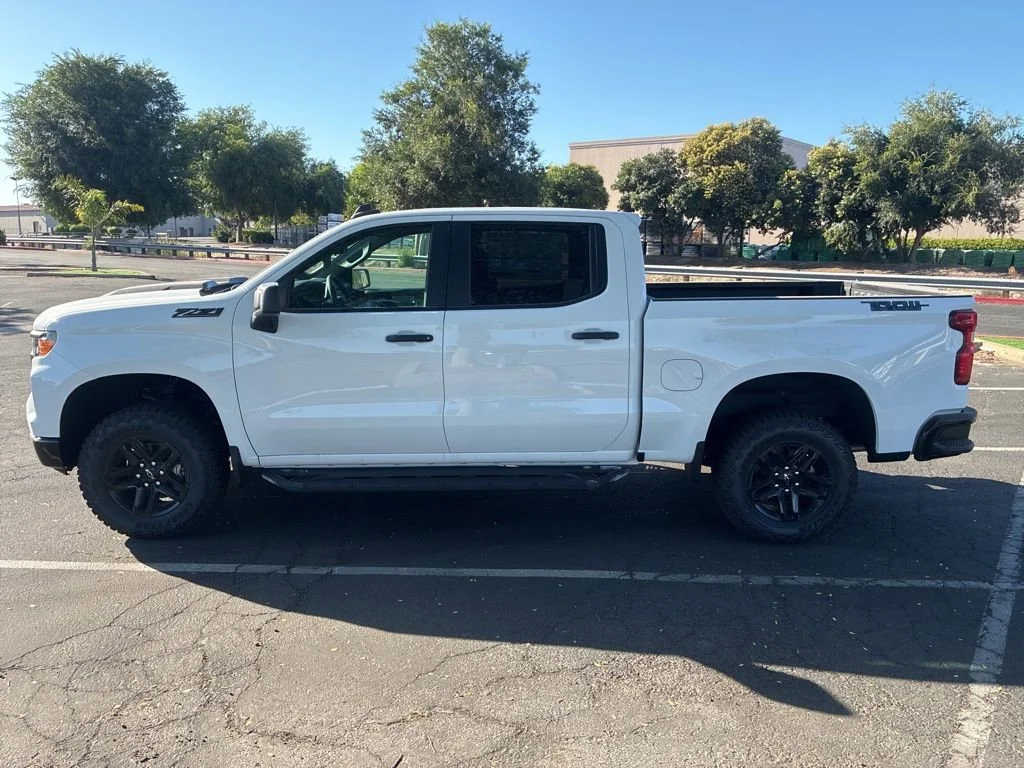 New 2026 Summit White Chevrolet Custom Trail Boss image 6