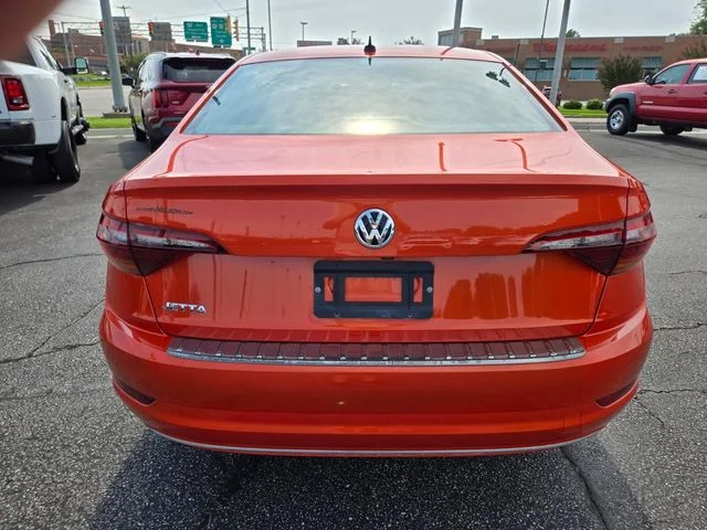 Used 2019 Orange Volkswagen 1.4T S image 7