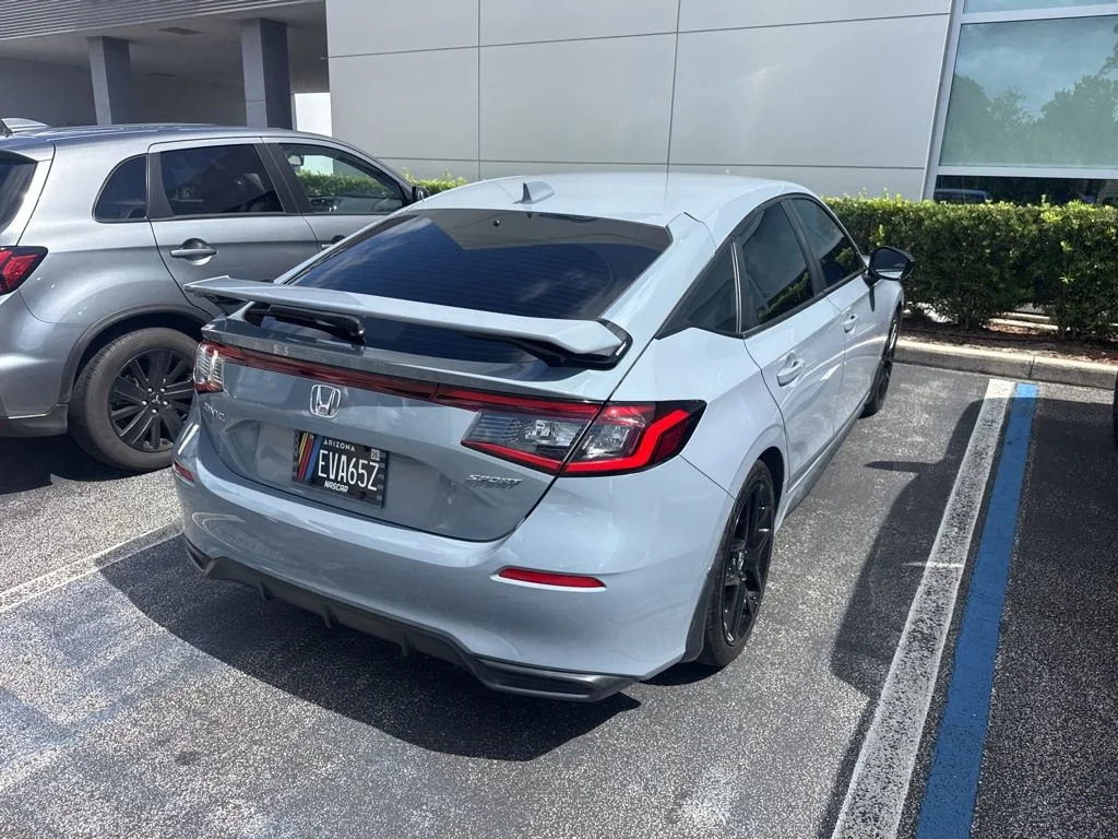 Used 2023  Honda Sport image 6