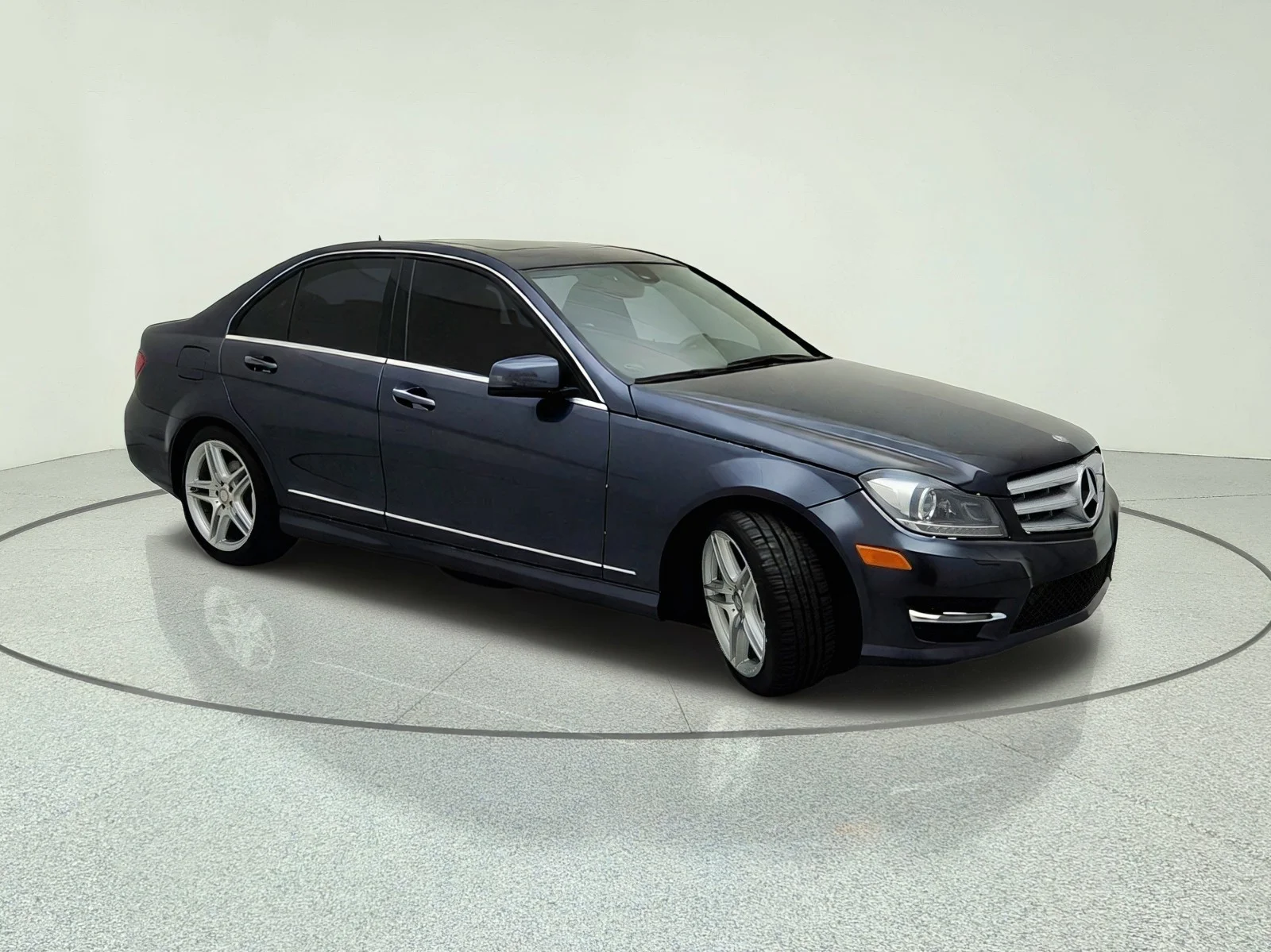Used 2013 Steel Grey Metallic Mercedes-Benz C 250 Sport image 5