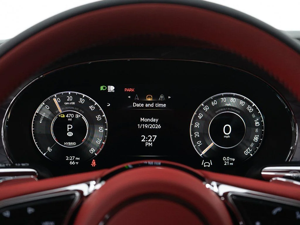 New 2026 Glacier White Bentley Azure image 39