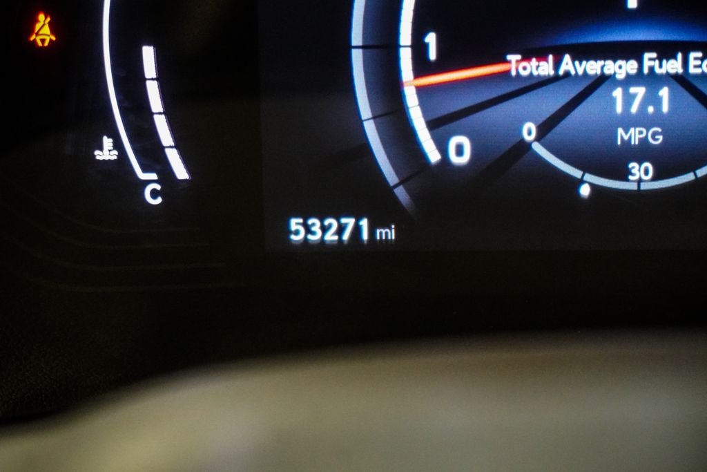 Used 2022 Silver Lexus 350 F SPORT Handling image 32