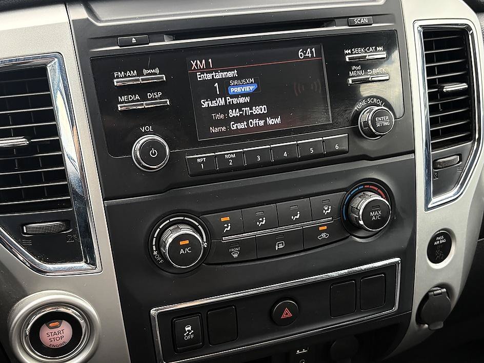 Used 2018 Glacier White Nissan SV image 20