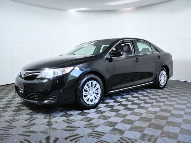 Used 2014 Toyota Camry LE with VIN 4T4BF1FK9ER434473 for sale in Apple Valley, Minnesota