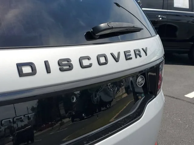 Used 2021 Silver Land Rover S R-Dynamic image 28