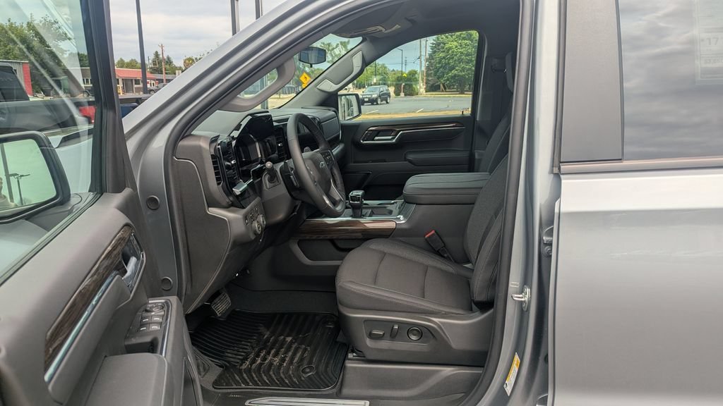 2026 Chevrolet Silverado 1500 RST - Photo 9