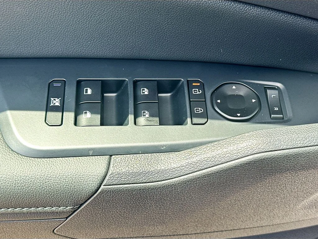 New 2026 Wolf Gray Kia EX image 17