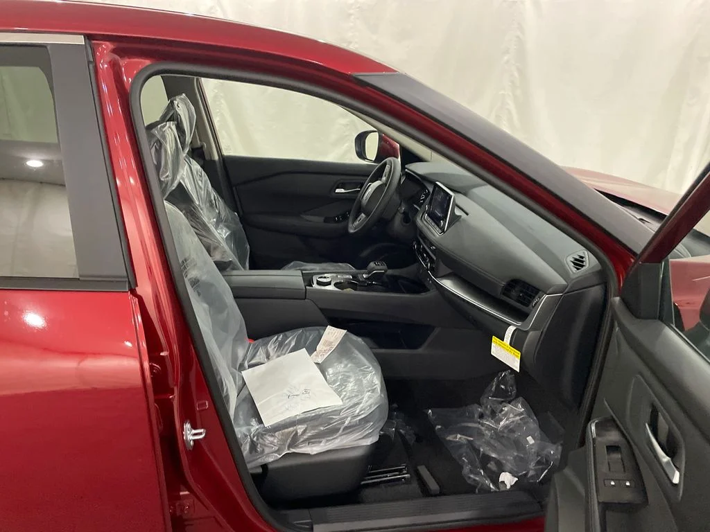 New 2026 Scarlet Ember Tintcoat Nissan SV image 23