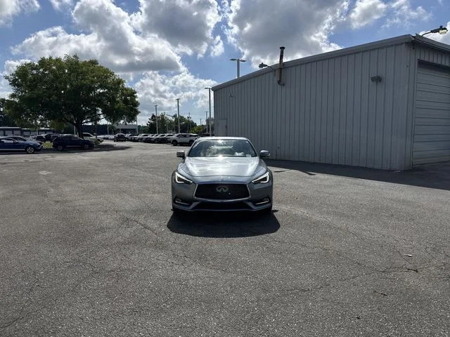 Used 2017 Blue INFINITI 2.0t Premium image 2