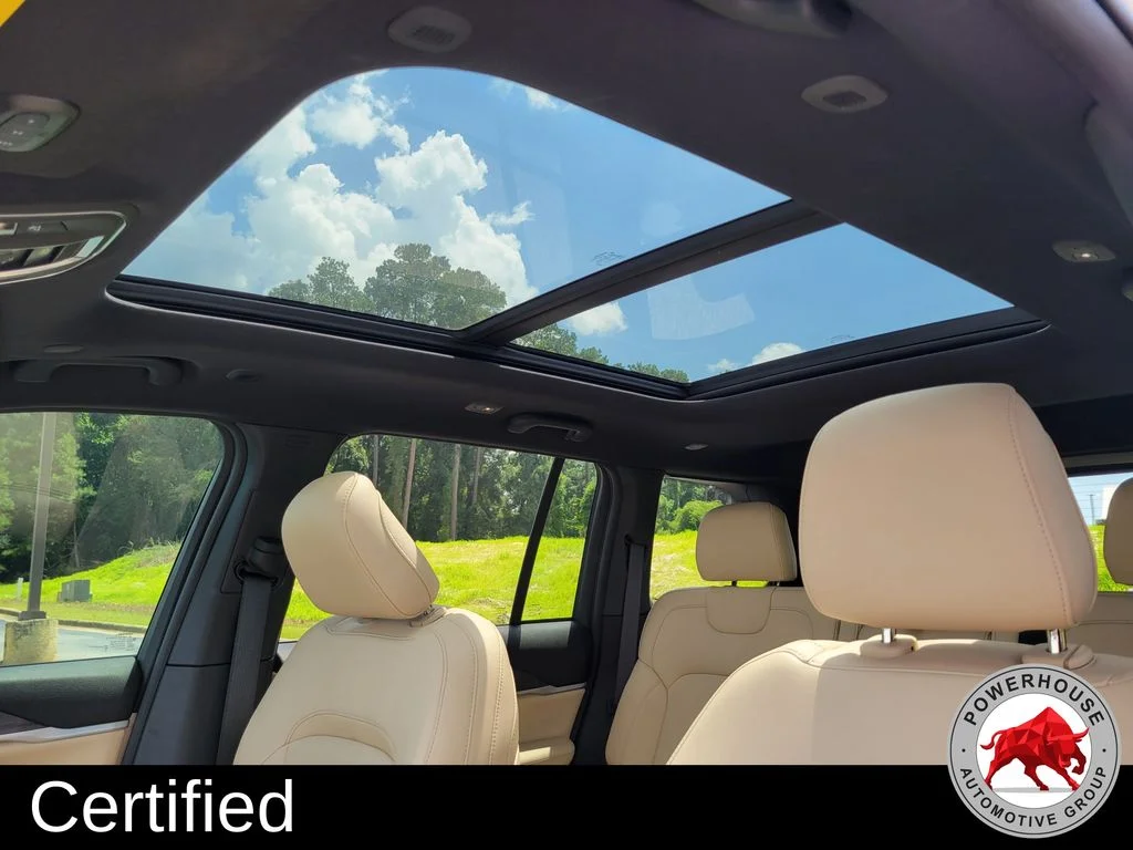 Used 2024 White Jeep Limited image 24