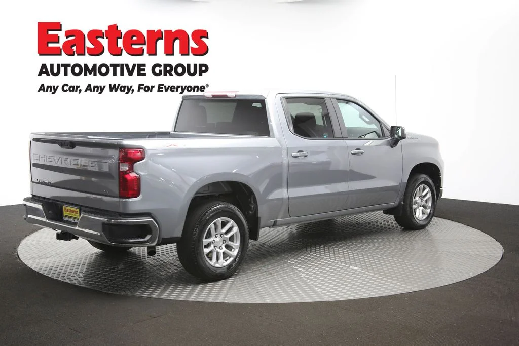 Used 2023 Gray Chevrolet LT image 43