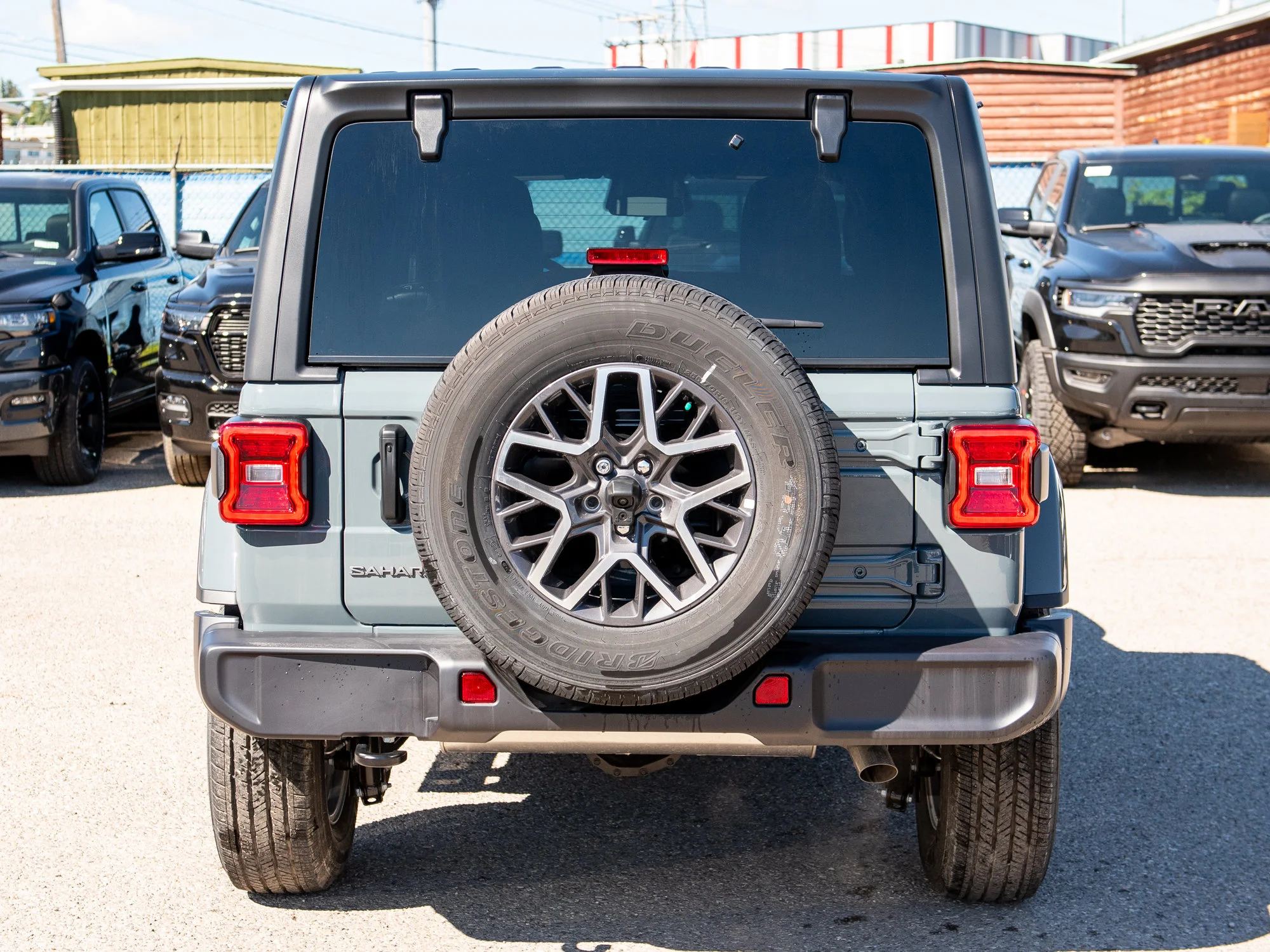 New 2026 Dark blue Jeep Sahara* 4 Door 4x4, Side Steps, Remote Start, Heated Seats image 4