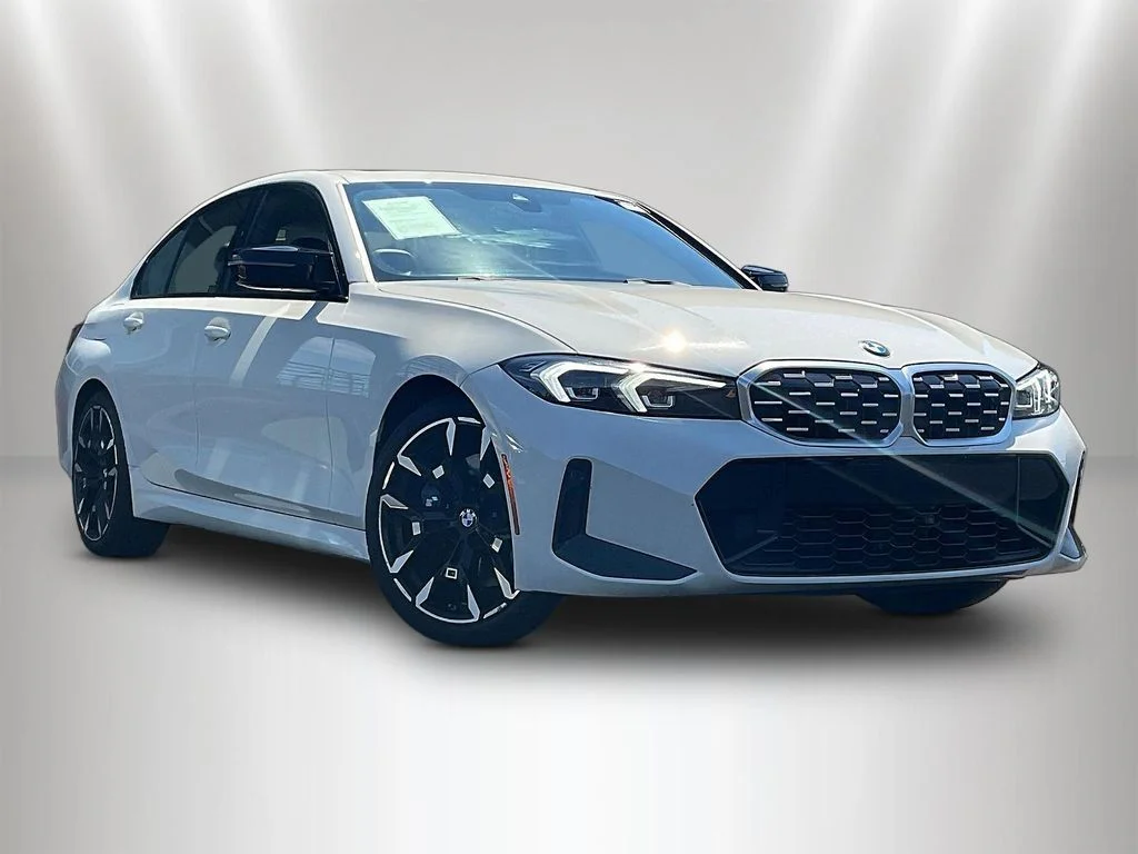 Used 2026 Alpine White BMW M340i xDrive image 3