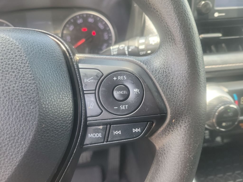 Certified Used 2022 White Toyota XLE image 19