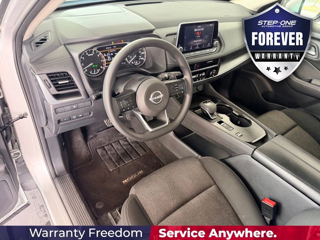 Used 2024 Silver Nissan SV image 12