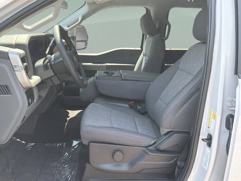 New 2026 Gray Ford XL image 18
