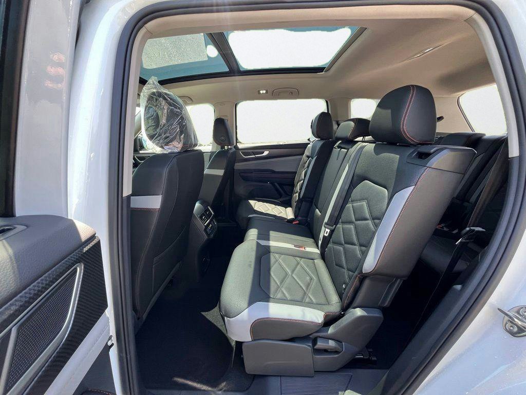 New 2026 Blue Volkswagen SE w/Technology image 20